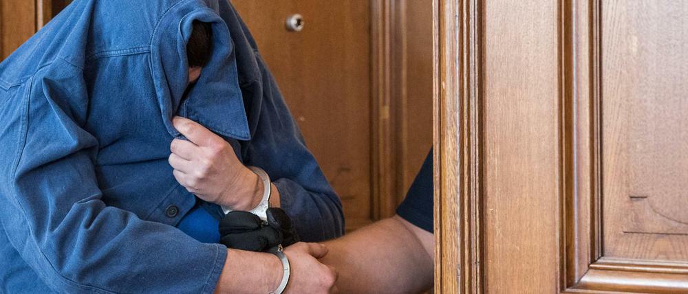 Im Prozess wegen eines dreifachen Mordes in Villingendorf im September 2017 ist der Angeklagte zur Höchststrafe verurteilt worden.