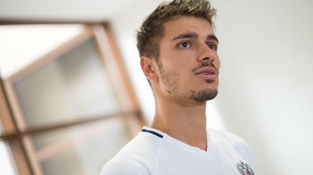 Euphorisch. Roman Neustädter wurde nicht für die WM im eigenen Land nominiert. Er gibt tiefe Einblicke ins russische Team.