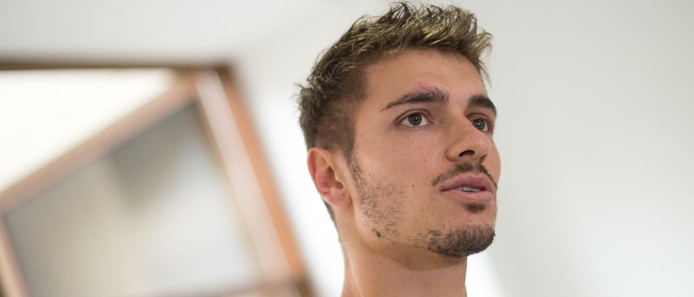 Euphorisch. Roman Neustädter wurde nicht für die WM im eigenen Land nominiert. Er gibt tiefe Einblicke ins russische Team.