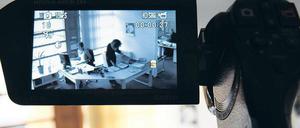 Video-Kontrolle. Eine heimliche Überwachung der Mitarbeiter ist nur in absoluten Ausnahmefällen erlaubt. 