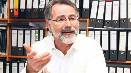 Prof. Wolfgang Merkel, Direktor der Abteilung Demokratie: Strukturen, Leistungsprofil und Herausforderungen“ am Wissenschaftszentrum Berlin für Sozialforschung (WZB). 