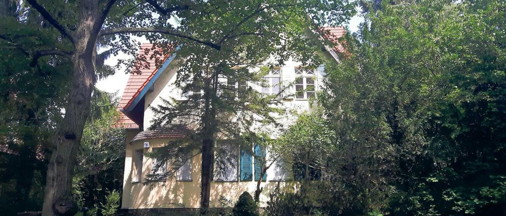 "Das Geisterhaus von der Schmarjestraße" in Zehlendorf. 