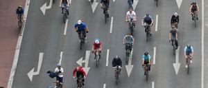 Am 3. Juni 2018 veranstaltete der ADFC eine "Sternfahrt" unter dem Motto "Mobilitätsgesetz verabschieden". Am Donnerstag war es soweit.