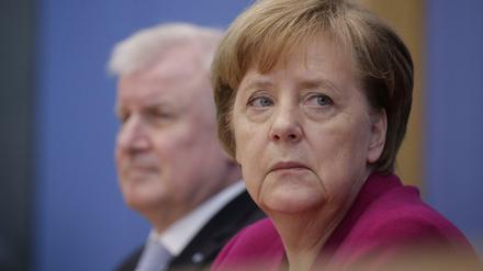 Kanzlerin Angela Merkel und Innenminister Horst Seehofer. 