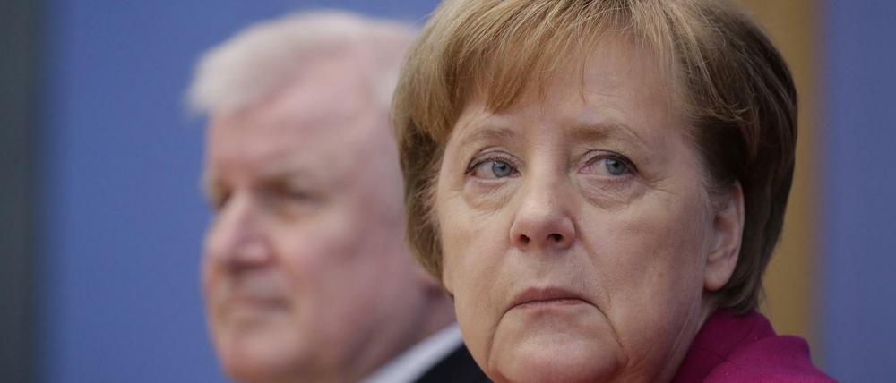 Kanzlerin Angela Merkel und Innenminister Horst Seehofer.