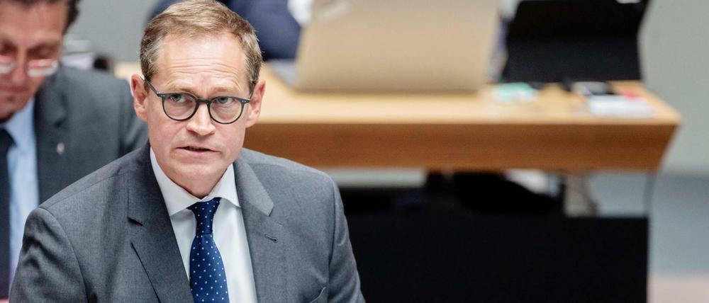 Michael Müller hat sein Hilfsangebot für das Rettungsschiff "Lifeline" bekräftigt.