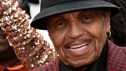 Joe Jackson, der Vater des 2009 gestorbenen Popstars Michael Jackson und Manager von dessen erster Band Jackson 5 ist tot.
