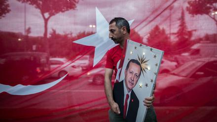 Ein Anhänger des türkischen Präsidenten Erdogan in Istanbul 