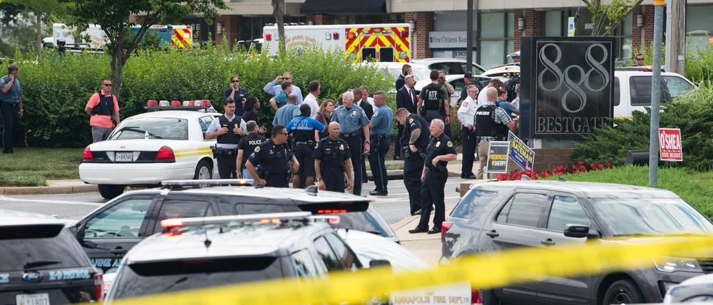 Polizei vor dem Redaktionsgebäude der "Capital Gazette" in der US-Stadt Annapolis