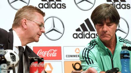 DFB-Präsident Reinhard Grindel und Jogi Löw
