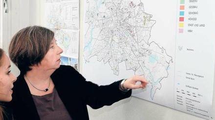 Ist hier noch Platz? Katrin Lompscher, Linke, ist seit Dezember 2016 Senatorin für Stadtentwicklung und Wohnen.