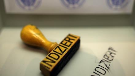 Der Stempel "Indiziert" der ehemaligen Bundesprüfstelle für jugendgefährdende Schriften.
