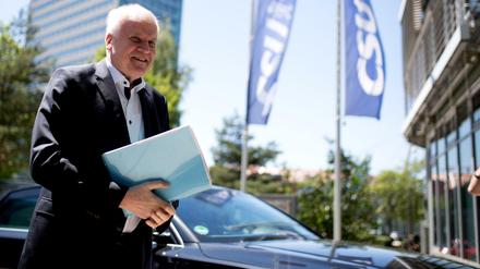 Bleibt er oder geht er: Innenminister und CSU-Chef Horst Seehofer. Germany OUT