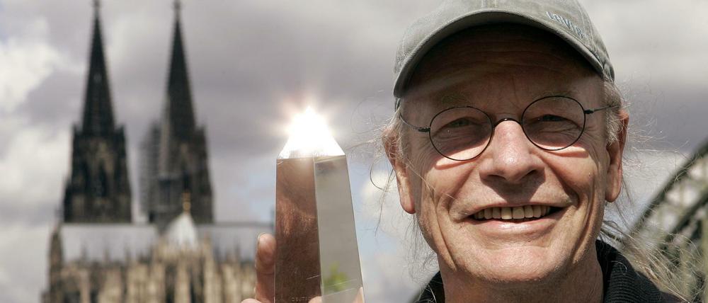 Robby Müller wurde 2005 in Köln als Ehrenkameramann ausgezeichnet.