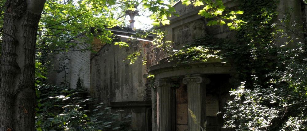 St. Hedwig Friedhof in der Liesenstaße in Berlin Mitte. 