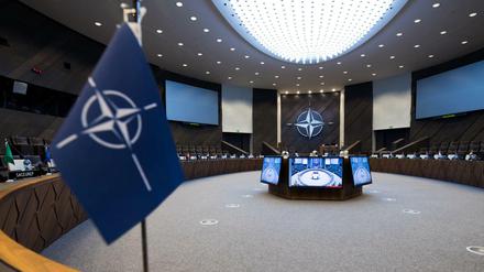 Blick auf den Saal im neuen Gebäude des Nato-Hauptquartiers in Brüssel, in dem am 11. und 12. Juli der Gipfel stattfindet. 