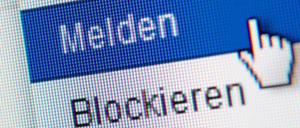 Zum Themendienst-Bericht von Julian Hilgers vom 7. November 2017: Beleidigungen oder Hassrede sollte man direkt melden.(Archivbild vom 05.05.2016/Nur zur redaktionellen Verwendung durch Themendienst-Bezieher.) Foto: Andrea Warnecke/dpa-tmn