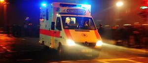 Wenn es keine Einigung gibt, könnte künftig häufiger der Rettungswagen gerufen werden für Krankentransporte.