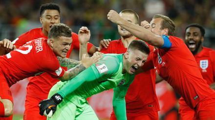 Es passieren noch Zeichen und Wunder. England hat einen guten Torwart und gewann gegen Kolumbien im Elfmeterschießen.