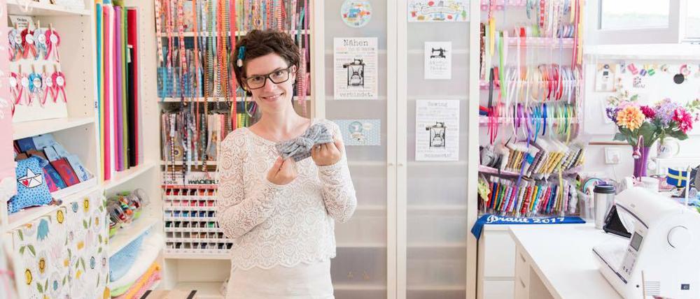 Dawanda-Verkäuferin Anne Heisig in ihrem Atelier