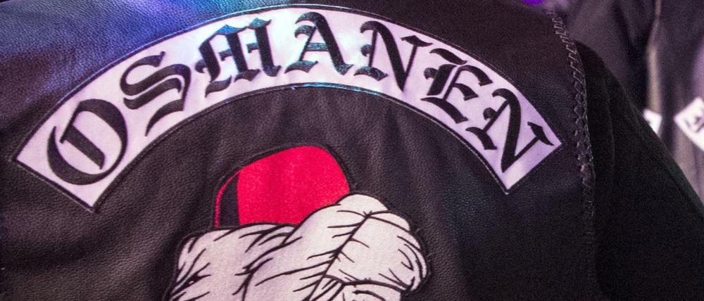 Die Jacke eines Mitglieds der Rockergruppe "Osmanen Germania BC".