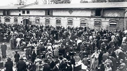 Am Vorabend der Massenvernichtung: Vertriebene jüdische Deutsche in Polen, etwa 1938.