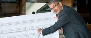 Elmar Kleinert ist noch vor den Sommerferien als Chef zum Flughafen Bremen gewechselt.