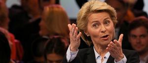 Ursula von der Leyen während des Nato-Gipfels. Im Interview mit Maybritt Illner hat sie diesen jatzt als Erfolg gewertet.