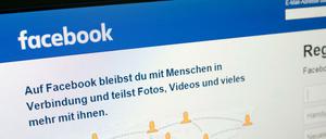 Nach dem Tod eines Nutzers kann Facebook dessen Profil in den Gedenkzustand versetzen.