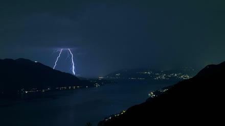 Gewitter am Lago Maggiore.
