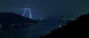 Gewitter am Lago Maggiore.