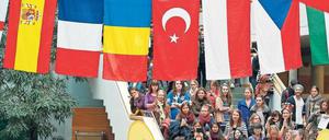 Bunt gemischt. Die Unis werden schneller internationalisiert als gedacht. 