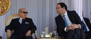 Der tunesische Präsident Beji Caid Essebsi (links) und Premierminister Youssef Chahed bei einem Treffen im Juni in Tunis.
