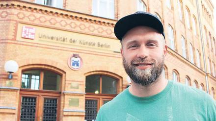 Robert Harting würde gerne noch mehr Zeit an der Uni verbringen. Noch investiert der Diskus-Weltmeister viel Kraft in die Welt des Spitzensports, die er allzu gut kennt. 