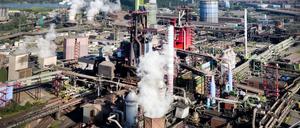 Hochöfen von ThyssenKrupp in Duisburg Bruckhausen