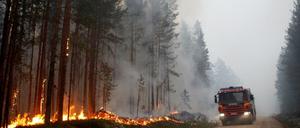 Die Einsatzkräfte wie hier im Norden des Landes sind im Dauereinsatz.