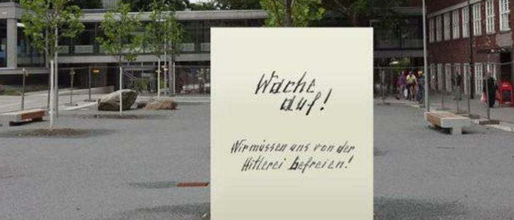 Auf dem Vorplatz des Rathauses Wedding wird diesem Sonnabend eine Gedenkstele für die NS-Widerstandskämpfer Elise und Otto Hampel eingeweiht. 