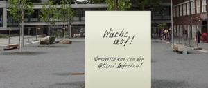 Auf dem Vorplatz des Rathauses Wedding wird diesem Sonnabend eine Gedenkstele für die NS-Widerstandskämpfer Elise und Otto Hampel eingeweiht.