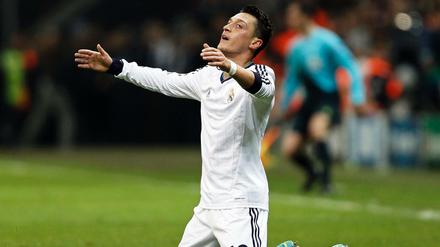 Mesut Özil, Fußballer.