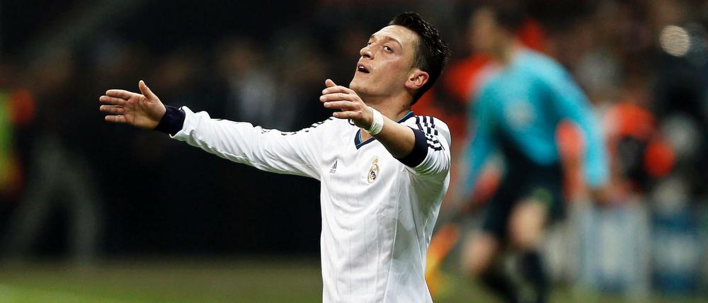 Mesut Özil, Fußballer.