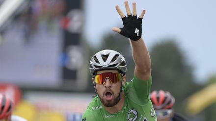 Hier bin ich! Peter Sagan gewinnt die 13. Etappe und feierten seinen bereits dritten Tagessieg.
