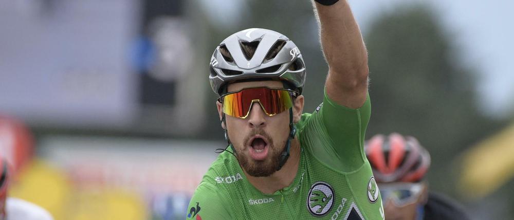 Hier bin ich! Peter Sagan gewinnt die 13. Etappe und feierten seinen bereits dritten Tagessieg.