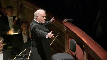 Daniel Barenboim dirigiert die Berliner Staatskapelle im Teatro Colón in Buenos Aires. 
