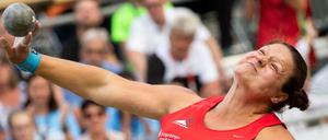 Mit Dampf. Christina Schwanitz war bei der DM nicht zu schlagen. So soll es bei der WM auch laufen.