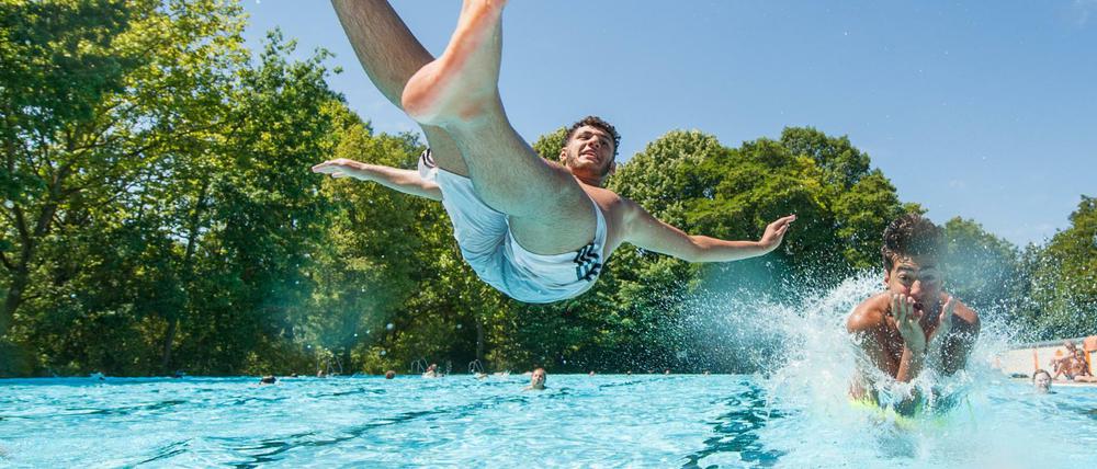 Pünktlich zur Ferienzeit kommt die Hitze nach Deutschland.