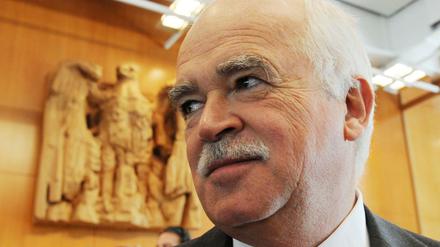 Wirft Merkel fehlende Prinzipien vor - Der ehemalige CSU-Abgeordnete Peter Gauweiler