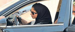 Frauen dürfen jetzt in Saudi Arabien Auto fahren, trotzdem sieht man sie selten auf der Straße.