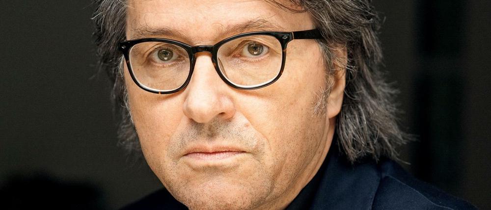 Ralf Rothmann lebt als Schriftsteller in Berlin.