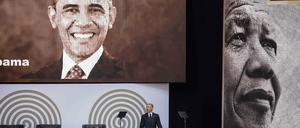 Der ehemalige US-Präsident Barack Obama sprach bei den Feierlichkeiten in Südafrika.