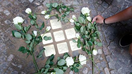 Sieben Steine, sieben Schicksale. In der Yorckstraße lebte unter anderem Amalie Merory, die Mutter der Familie.